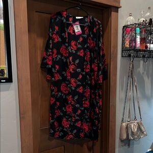 Gypsy Pearl TX-Twelvemonths Black/Rose Kimono